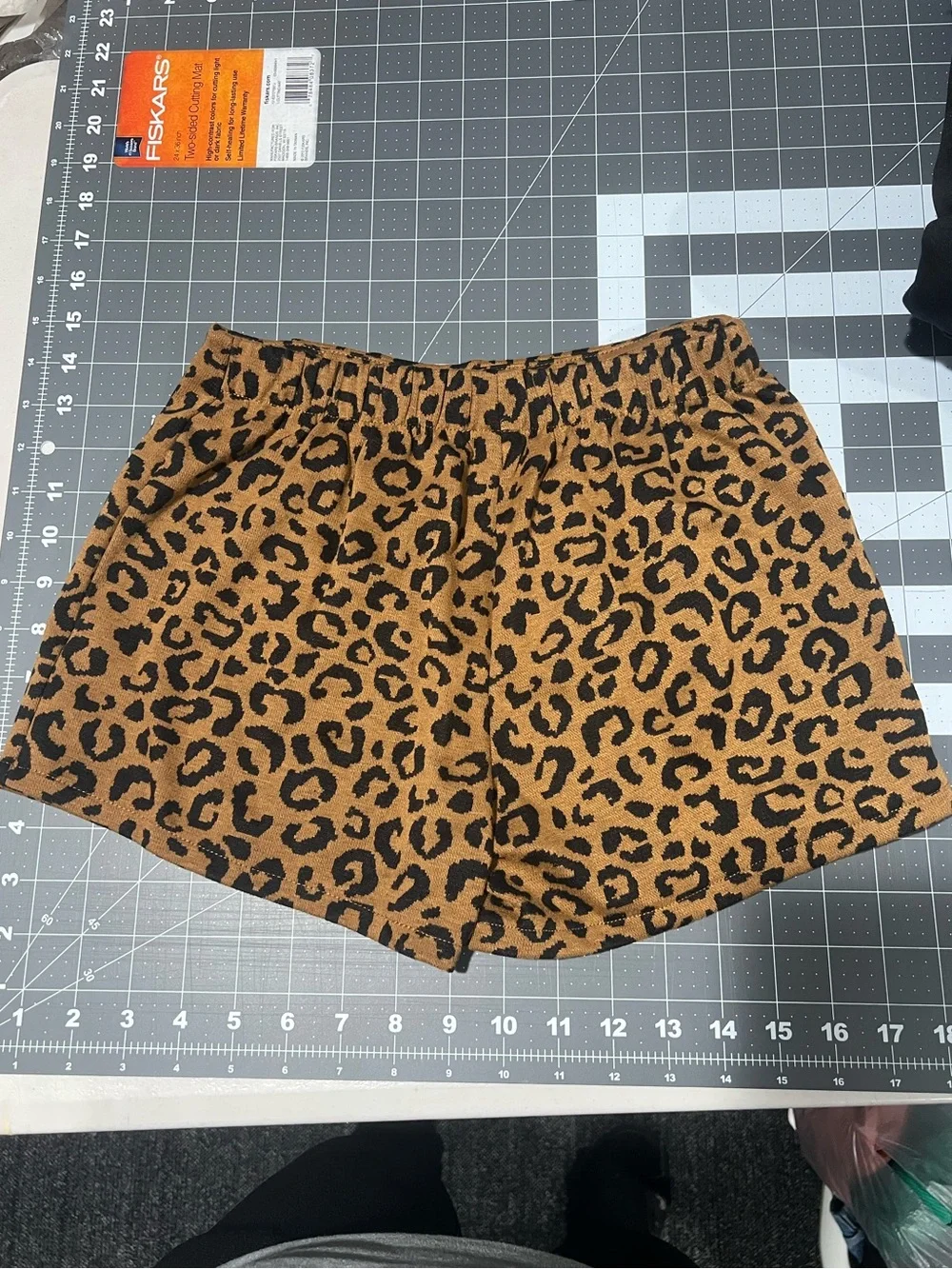 Leopard Print skort for girls, Size: M(8)